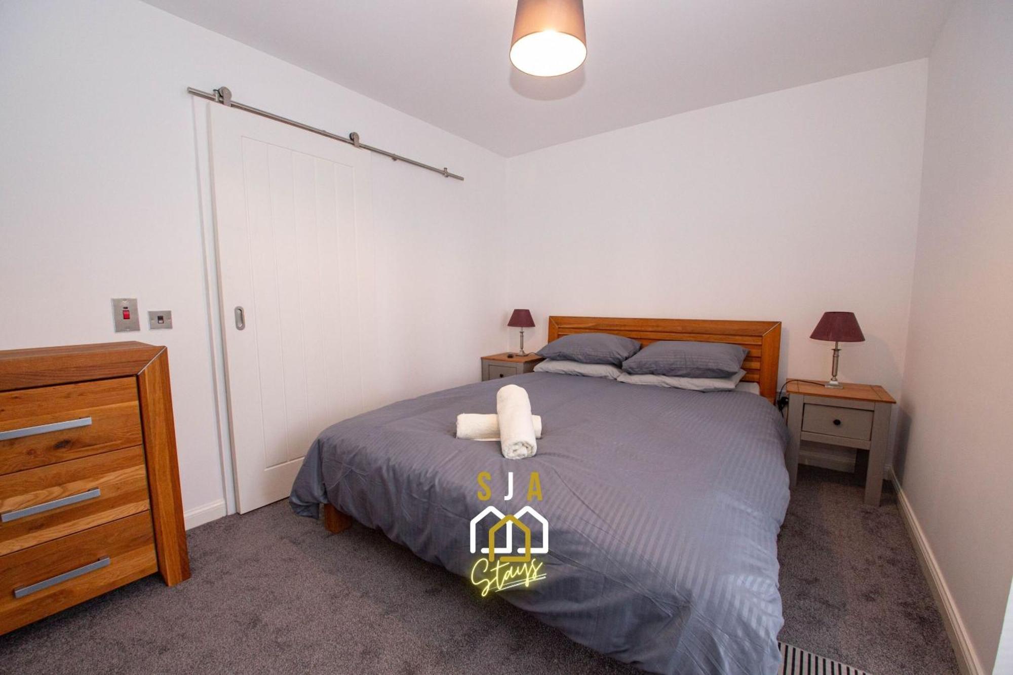 Affleck Stay 2 - Sja Stays - Modern 2 Bed Apartment Aberdeen Exterior photo